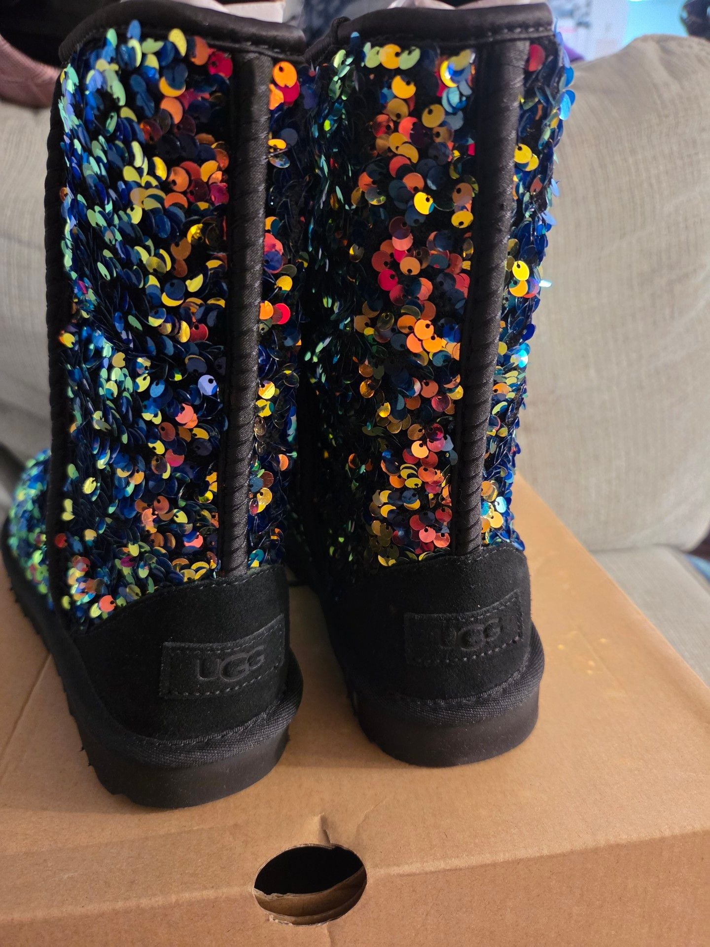 UGG Classic Short Stellar Sequin Boots Size 7 Black 4