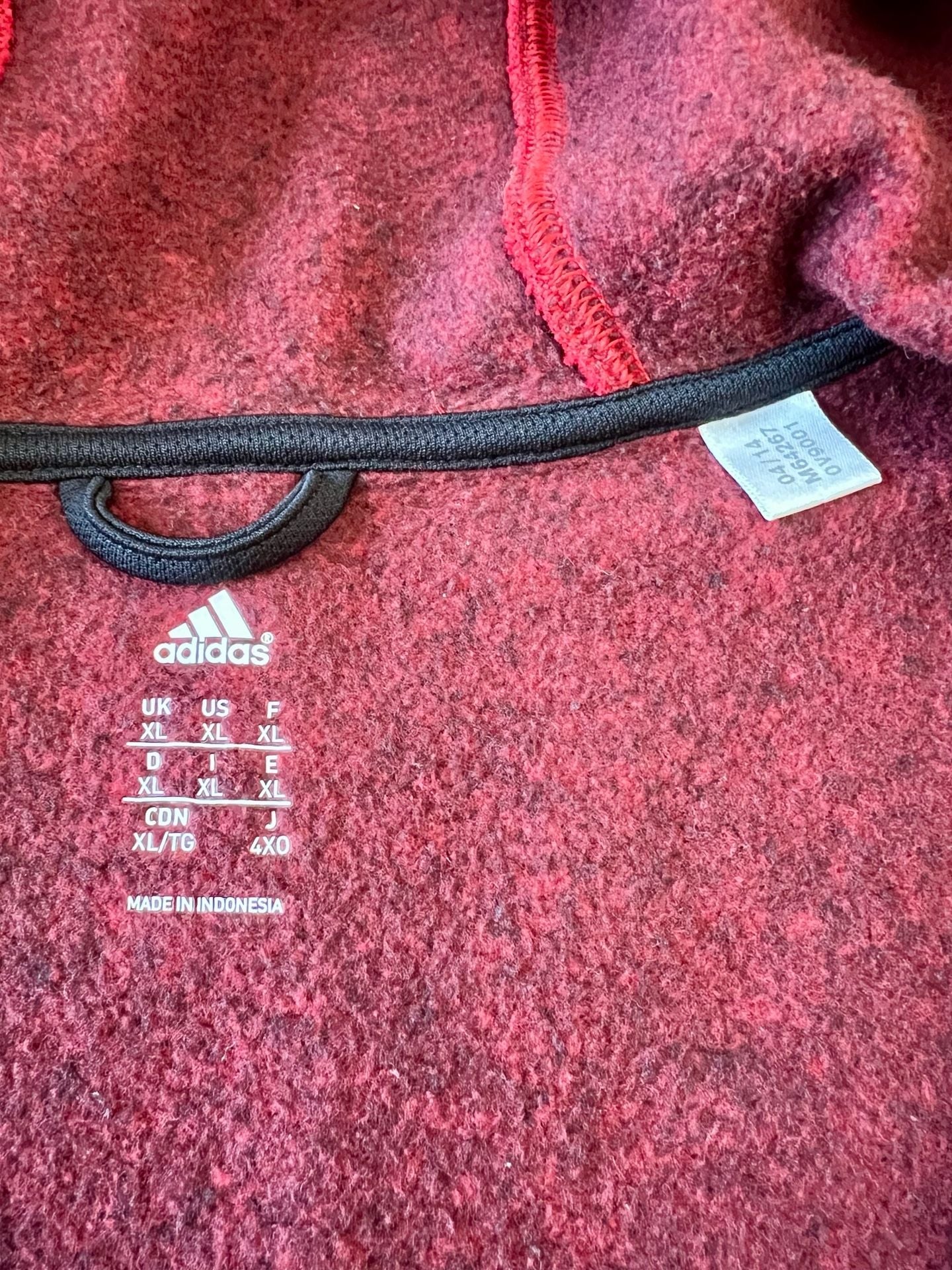 adidas Essentials 2- Stripes Fleece Hoodie - Red 9