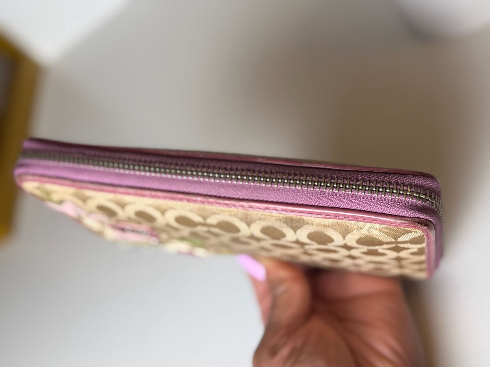 Product thumbnail 6