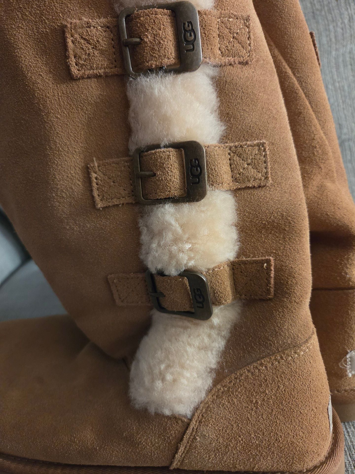 UGG Klea Boots Chestnut Suede 5
