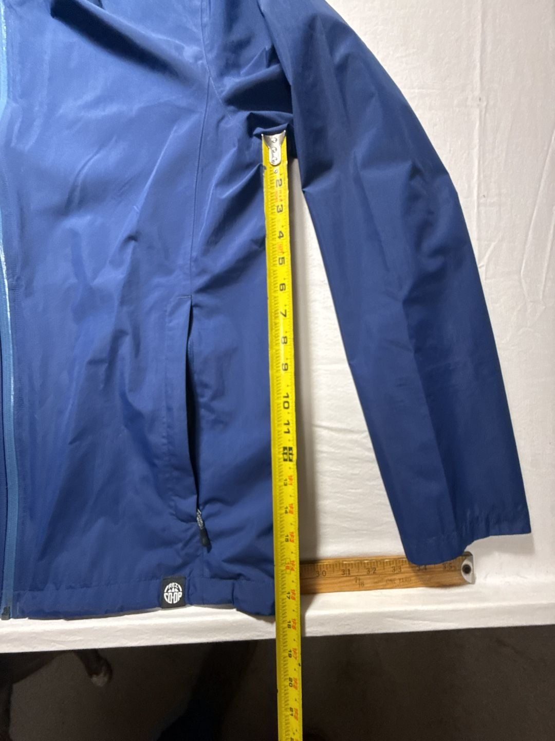 REI Co-op Rain Jacket Size L Blue Waterproof Hooded 8