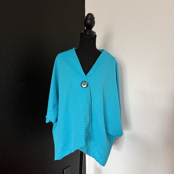 Yushi Jacket Size M Turquoise Textured Button Cape Poncho Topper