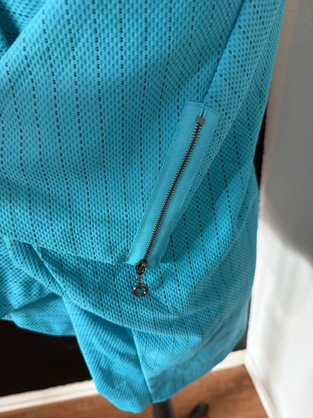 Yushi Jacket Size M Turquoise Textured Button Cape Poncho Topper 4