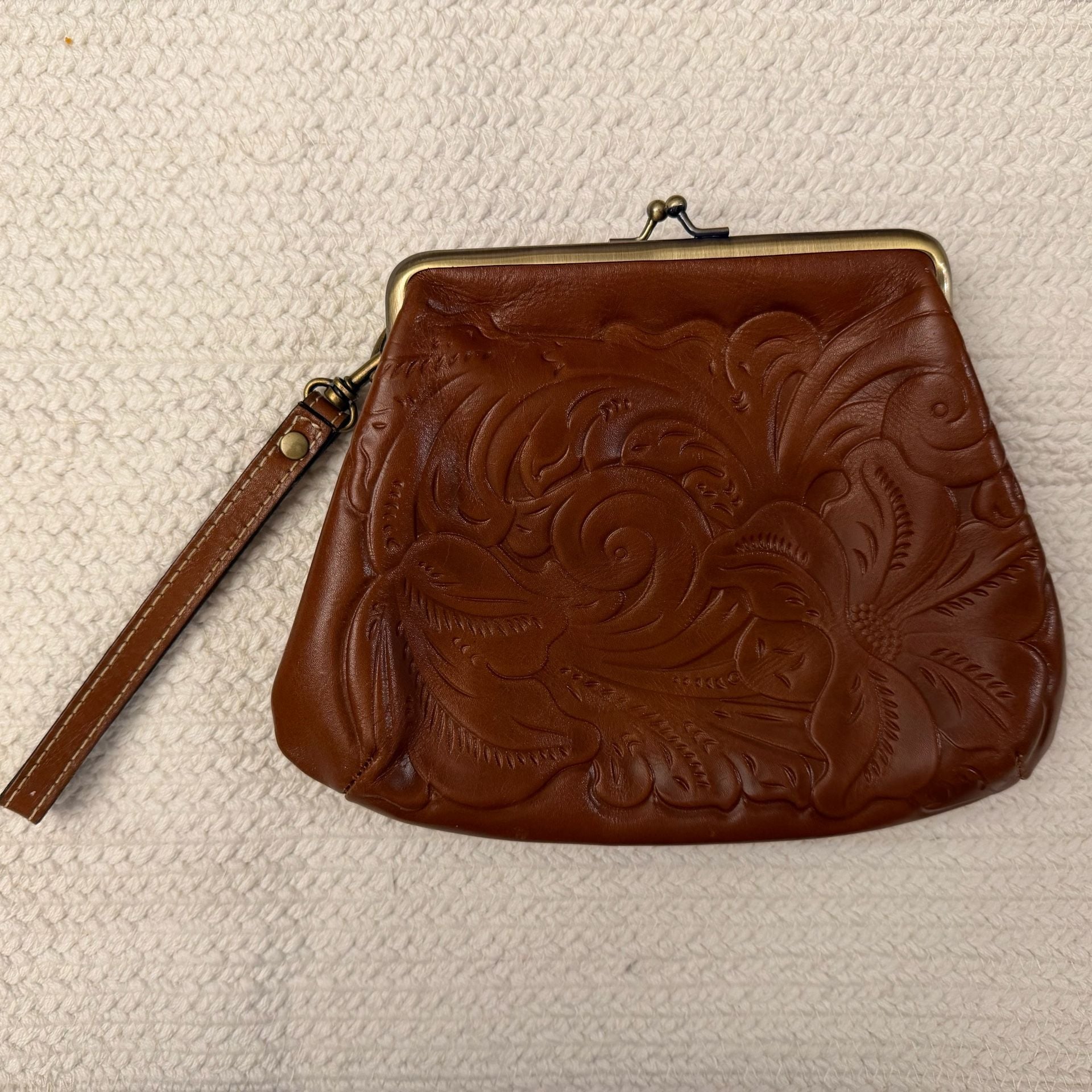 Patricia Nash Savena Tooled Leather Kiss-Lock Wristlet 4