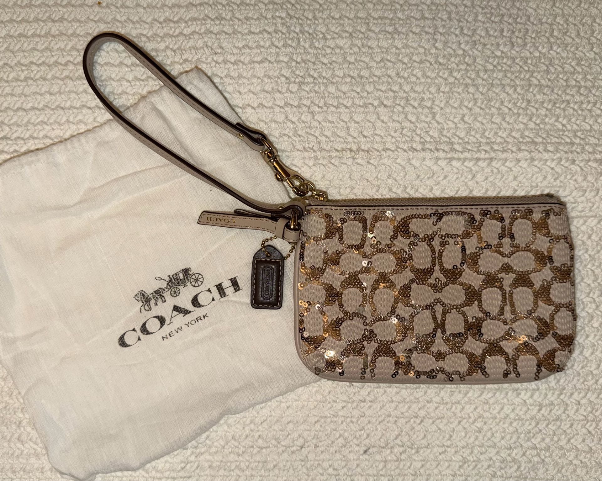 Coach Sequin Signature Zip Wristlet Light Khaki 4