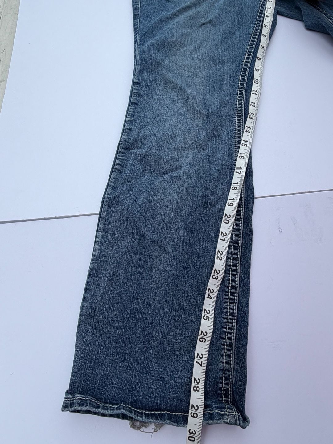 Love Indigo Jeans Size 18 Blue Denim Embellished Flap Pockets Bootcut 8