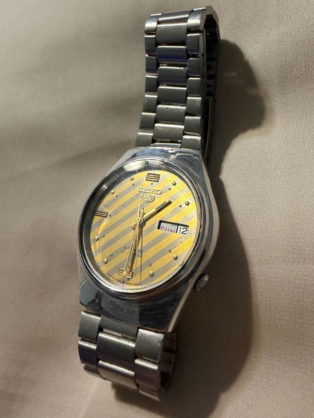 Seiko 5 Automatic 6309-7330 Vintage Men's Watch Yellow Striped Dial 3