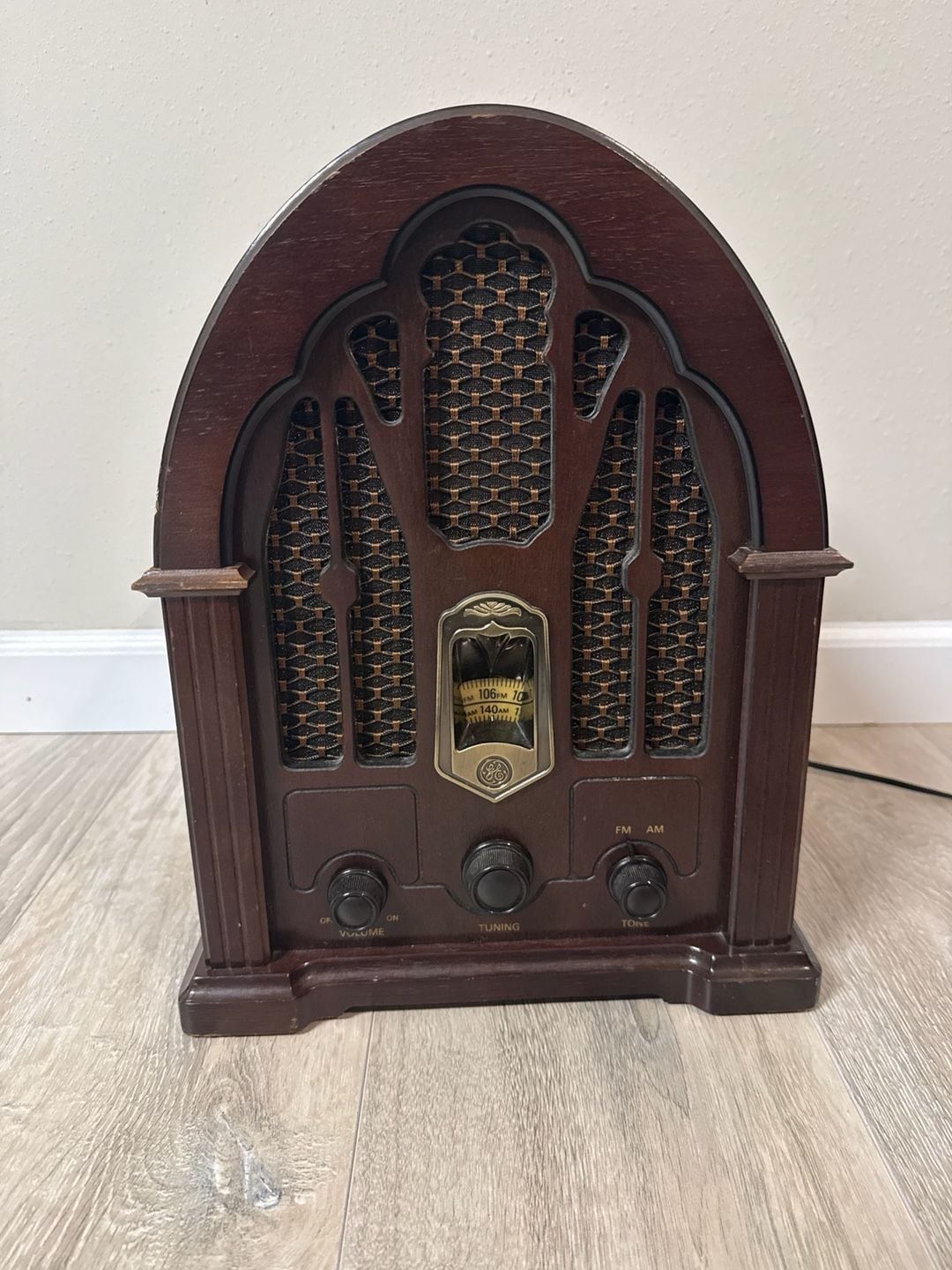 General Electric GE Reproduction Model No 7-4100JA Cathedral AM/FM Radio Wood 1