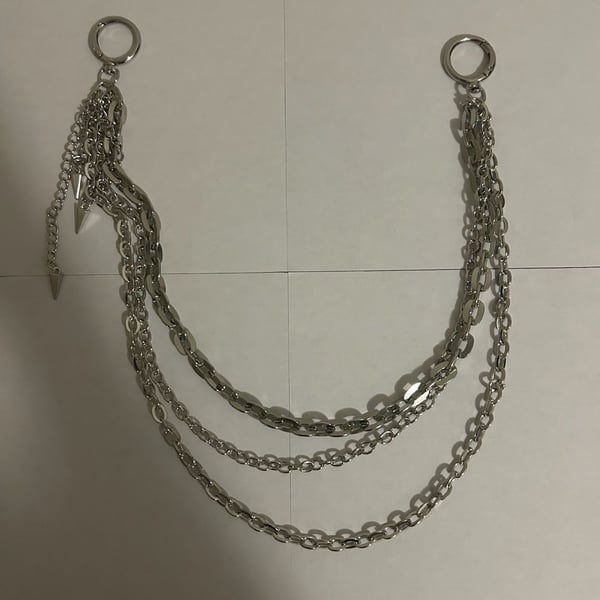 Triple Layered Multi-Chain Silver Tone Wallet or Belt Attachment Chain