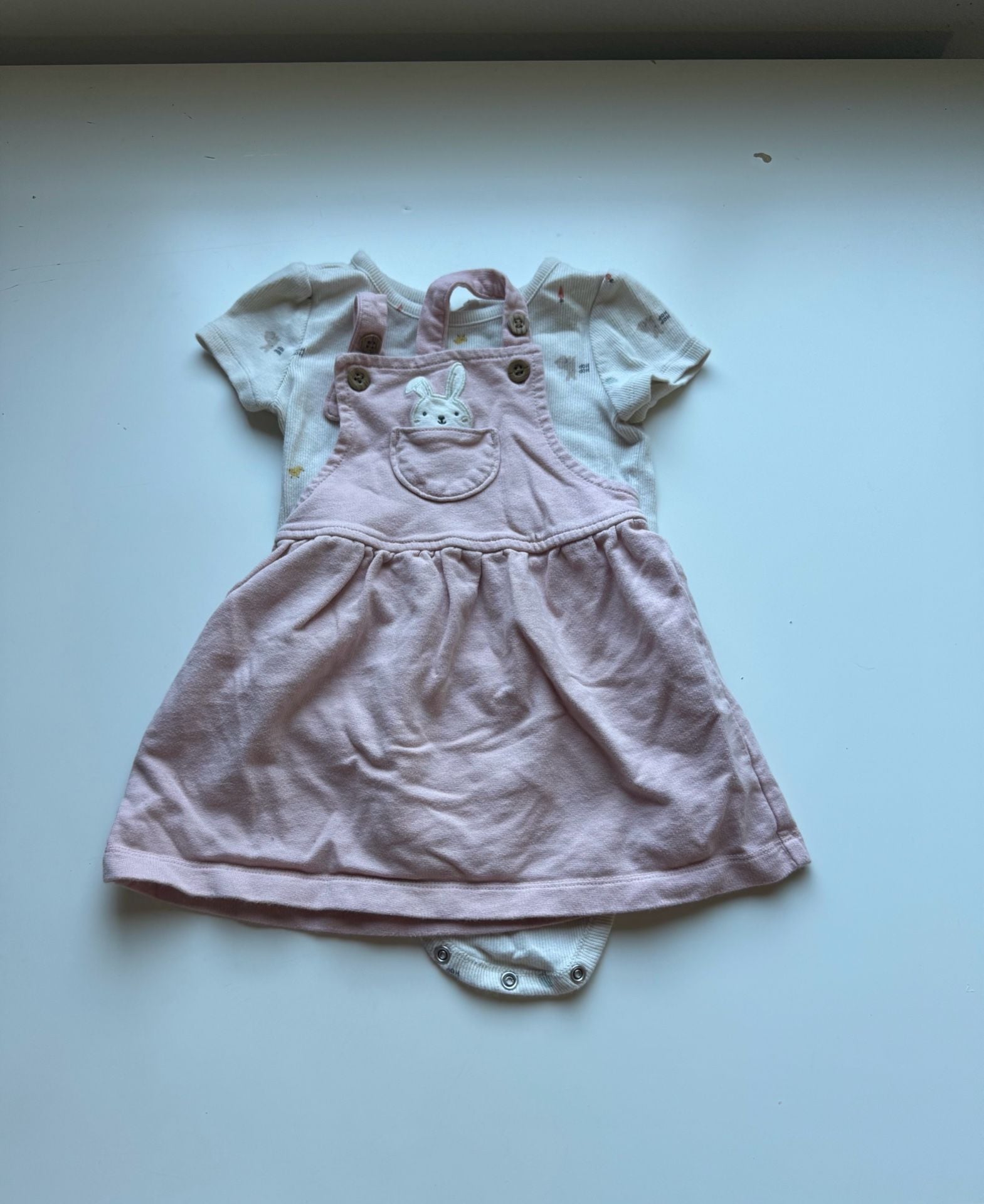 Carters Bunny Bodysuit And Jumper Set Size 18m Pink 1
