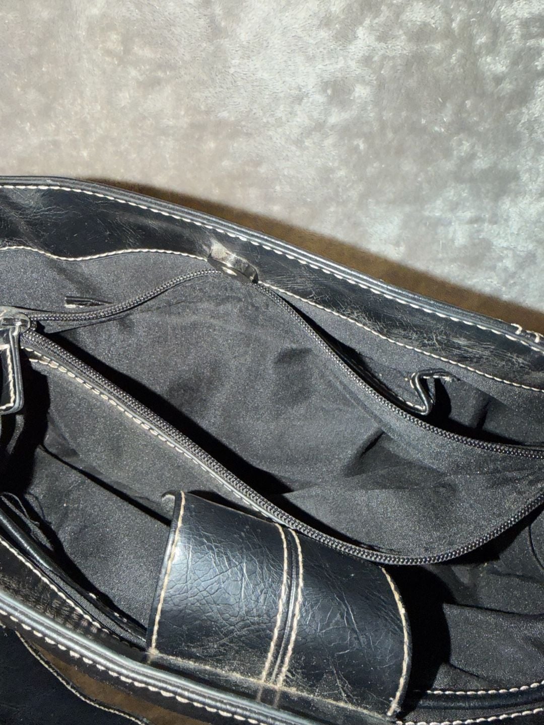 Nine & Co. Black Faux Leather Y2K Shoulder Bag with Contrast Stitching 14
