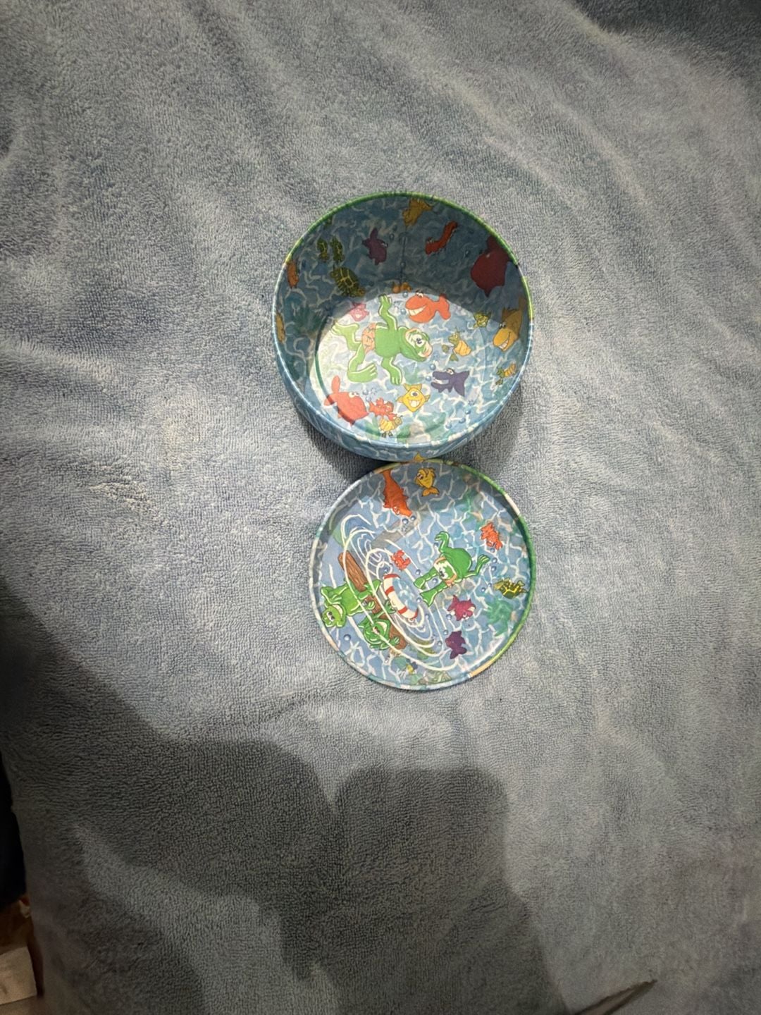 Keller Charles Round Collectible Tin Swimming Hole Frogs Bunny 3