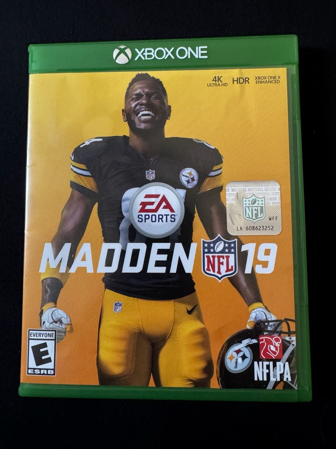 XBOX ONE- Madden NFL 19, EA SPORTS NFLPA excellent Used Condition LN 1