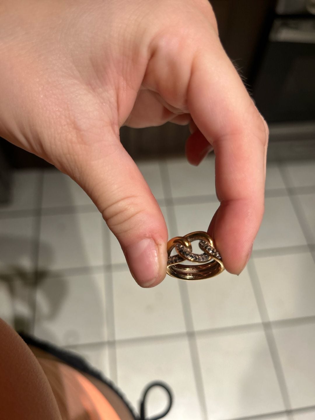 Swarovski Lane Motif Black & Rose Gold Ring Size 52 8
