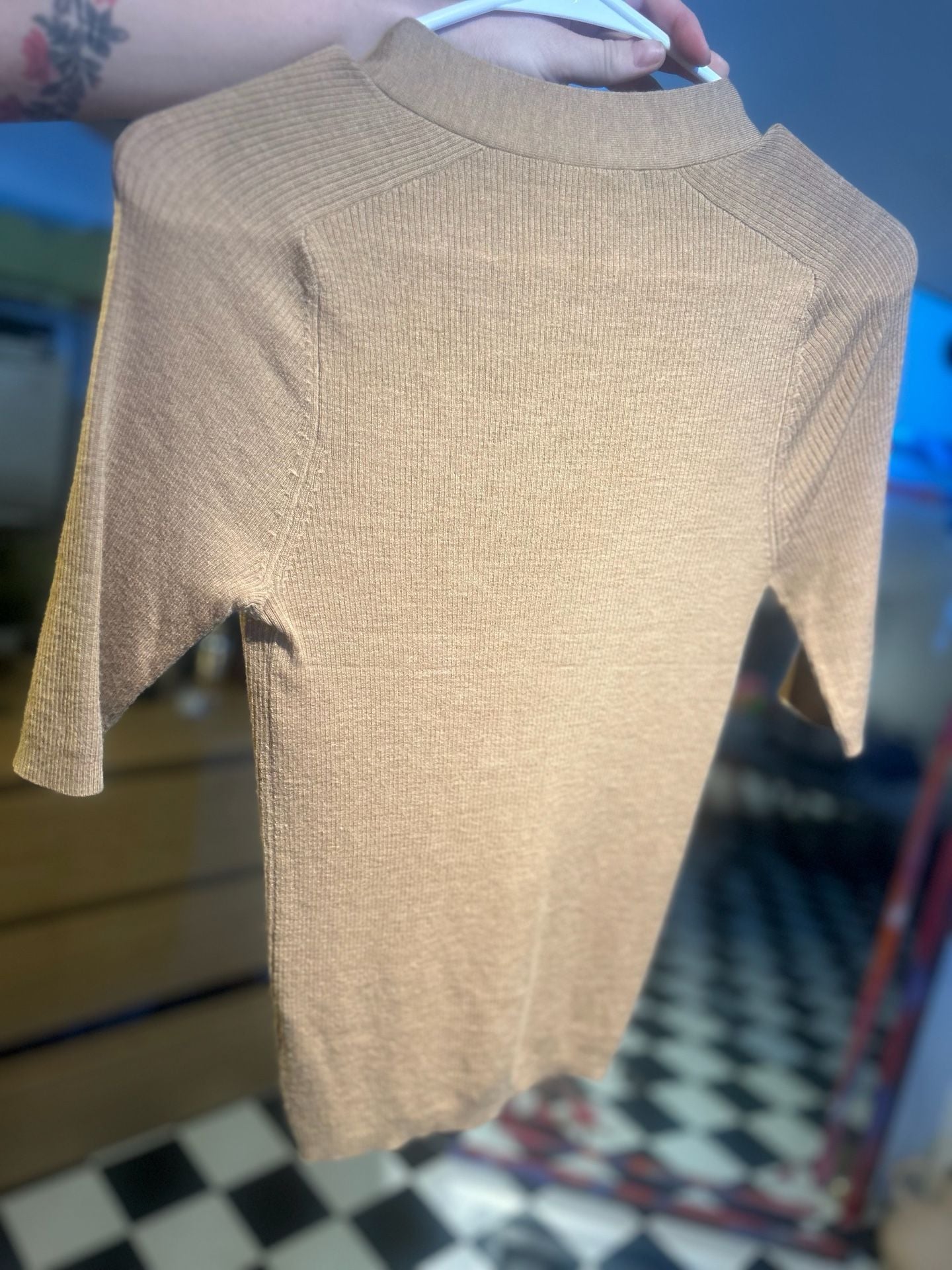 Product thumbnail 5