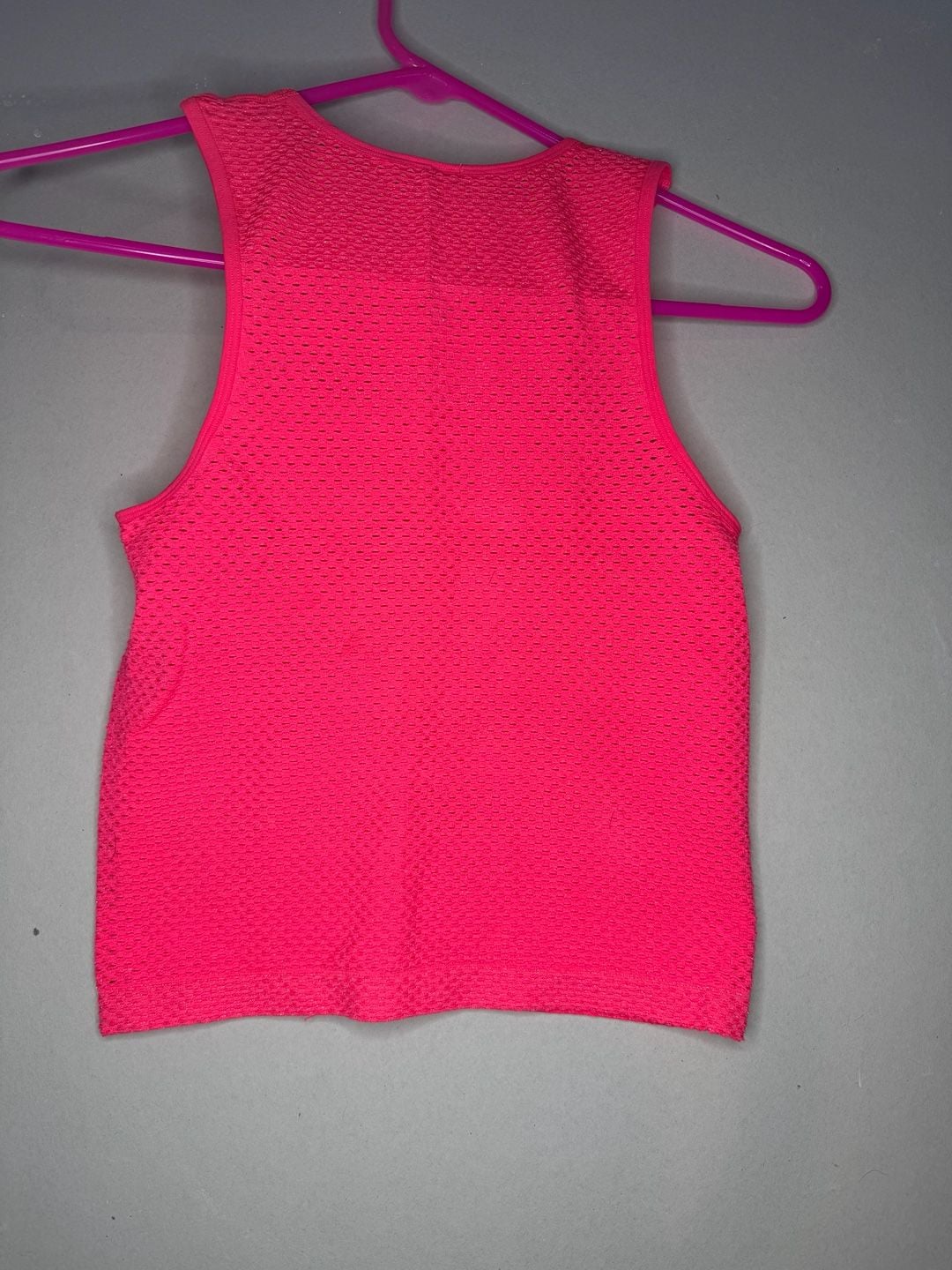 Lyrebird Anthropologie Tank Top S/M Pink Metallic Mesh Crop Top NWT 5
