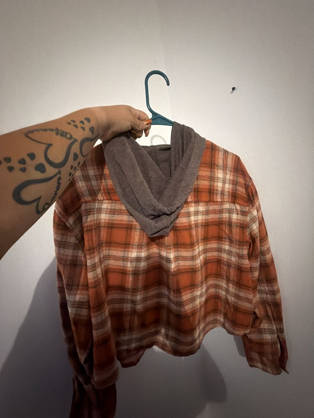 SO Hooded Flannel Shirt Size L Orange Plaid Long Sleeve Top 4