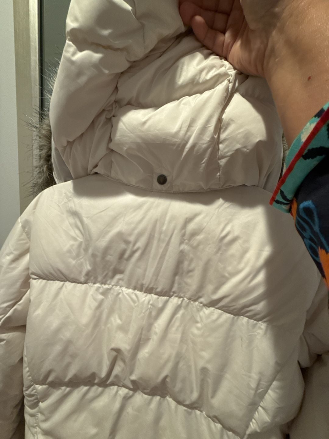 Columbia Puffer Jacket Size M White Down Faux Fur Hood 9