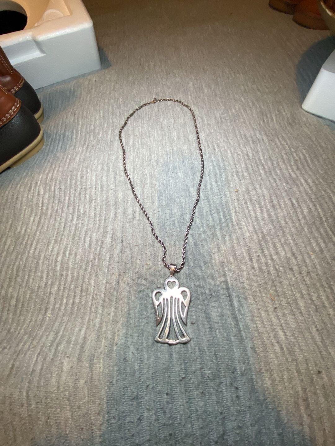 Sterling Silver Angel Pendant Necklace Open Work Heart 2