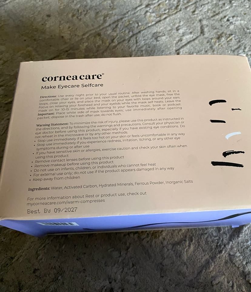 CorneaCare Rest Warm Eye Compresses Self-Heating Eye Mask Box 4