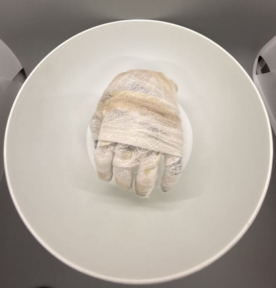 Gemmy Animated Mummy Hand 9” Candy Bowl Halloween Decor Bat Treat Dish WORKS  8
