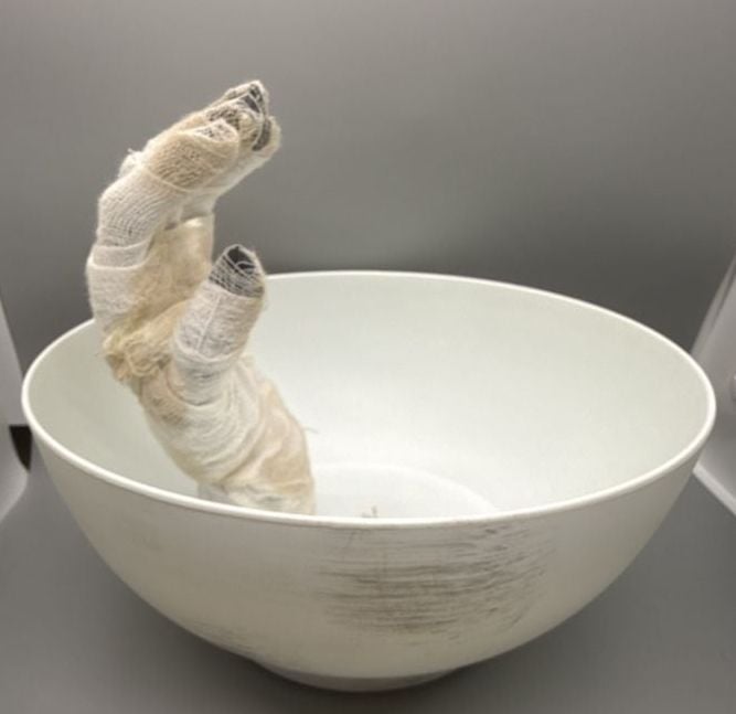 Gemmy Animated Mummy Hand 9” Candy Bowl Halloween Decor Bat Treat Dish WORKS  10