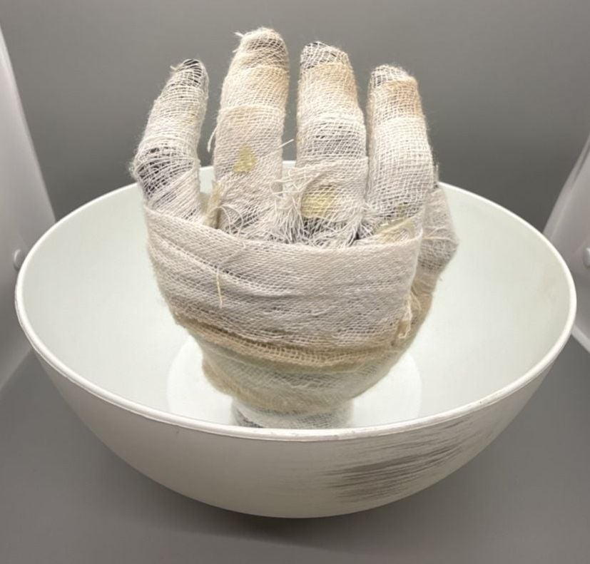 Gemmy Animated Mummy Hand 9” Candy Bowl Halloween Decor Bat Treat Dish WORKS  14