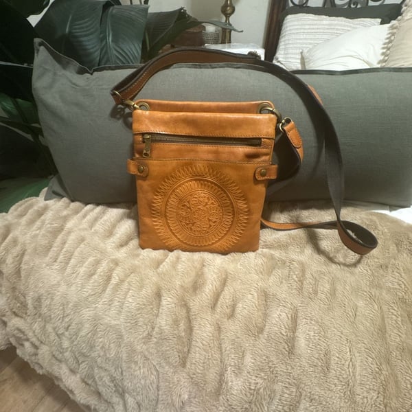 Patricia Nash Francesca Leather Brown Messenger Shoulder Bag Organizer Medium