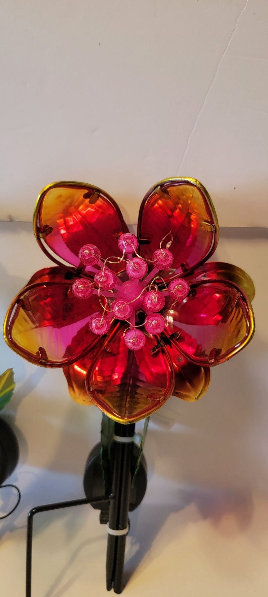 Solar Garden Stake Flower LED Metal Yard Light Set of 2 8