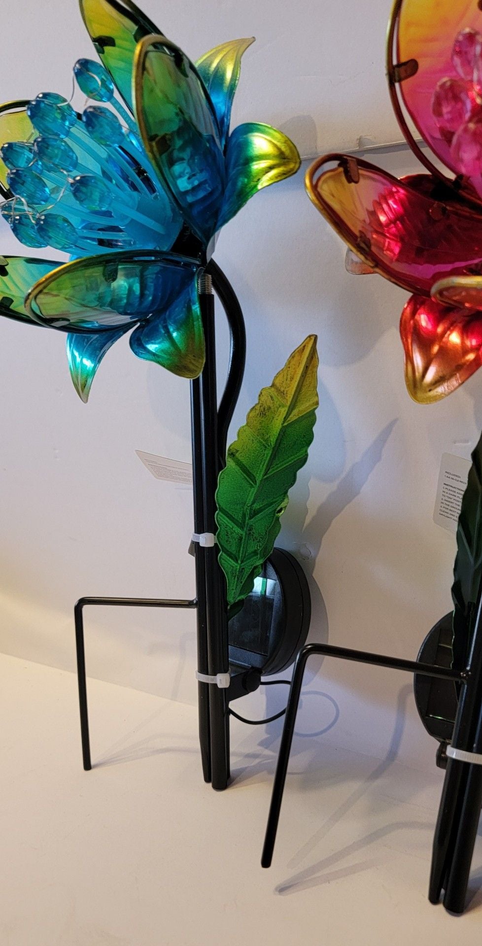 Solar Garden Stake Flower LED Metal Yard Light Set of 2 11