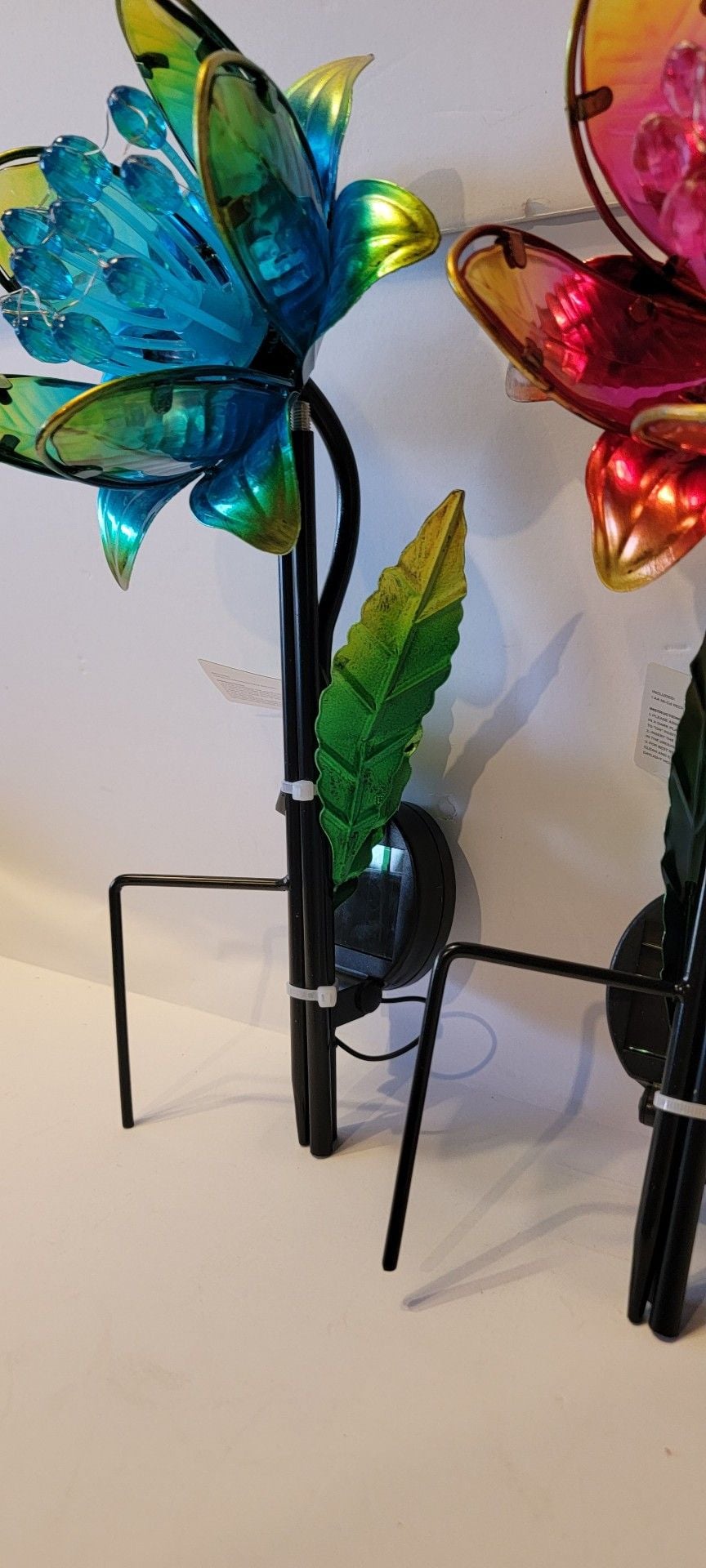 Solar Garden Stake Flower LED Metal Yard Light Set of 2 12