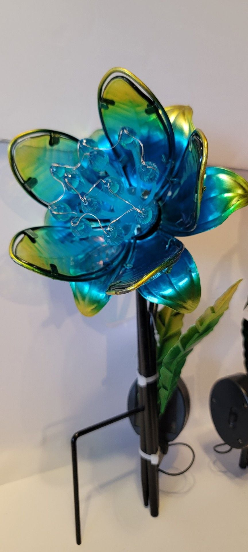 Solar Garden Stake Flower LED Metal Yard Light Set of 2 14