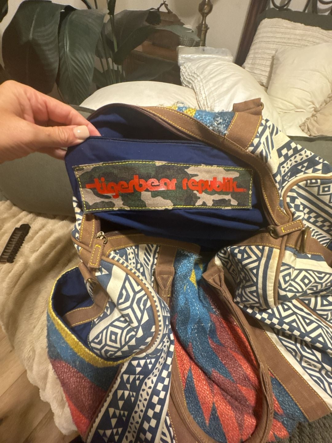Tigerbear Republik Overnight Weekender Travel Duffle Gym Bag Aztek Print 7