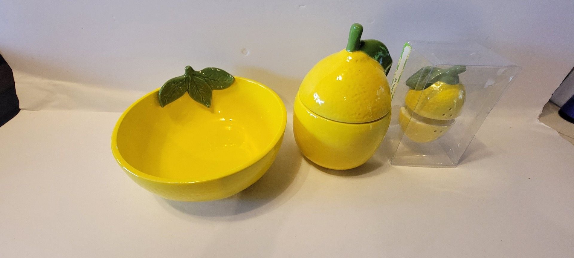 Ceramic Lemon Fruit Kitchen Decor Set Bowl Canister Salt and Pepper Shakers 4
