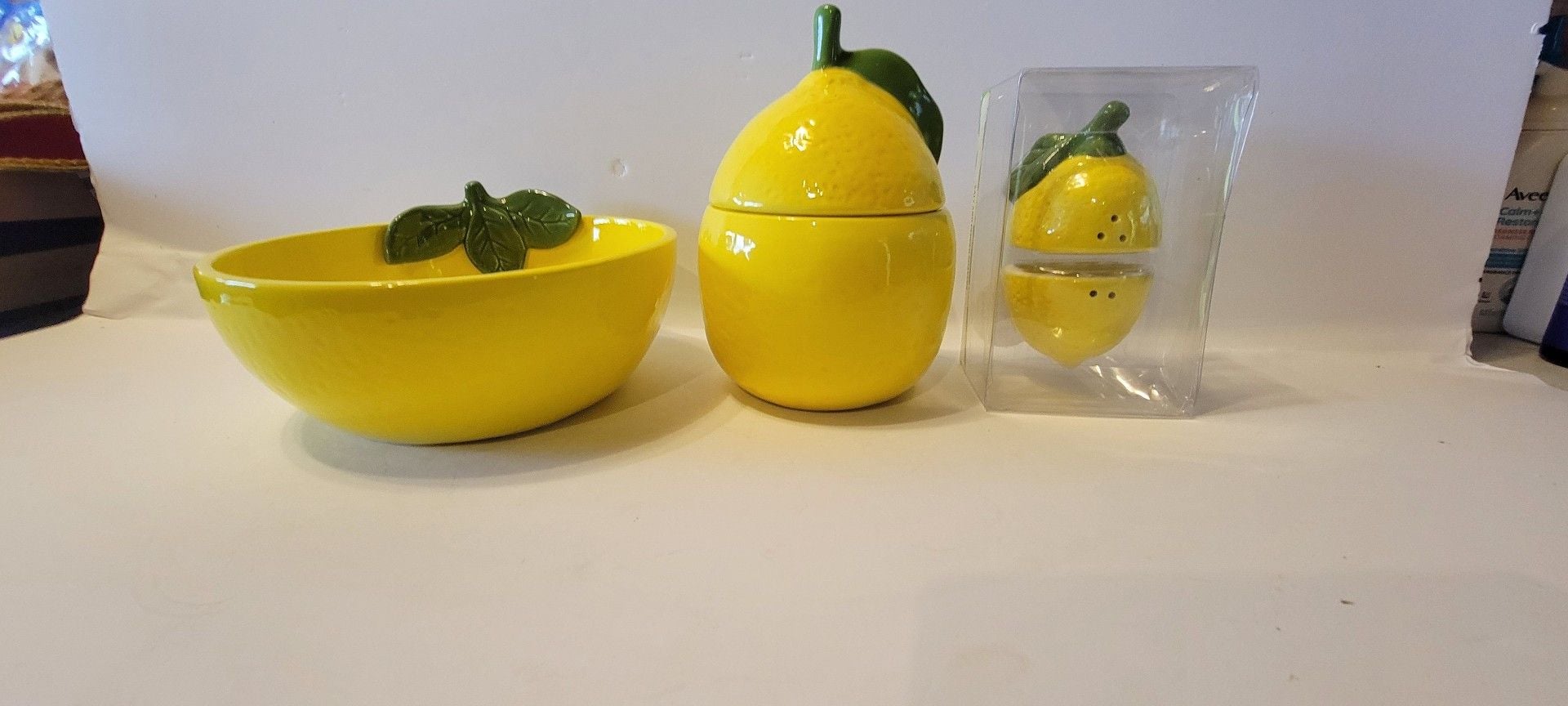 Ceramic Lemon Fruit Kitchen Decor Set Bowl Canister Salt and Pepper Shakers 6