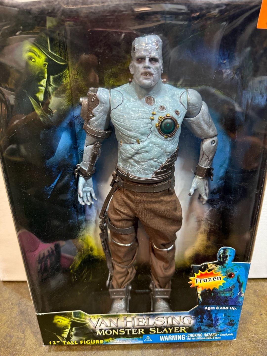 Van Helsing Monster Slayer Frankenstein's Monster 12" Action Figure 2