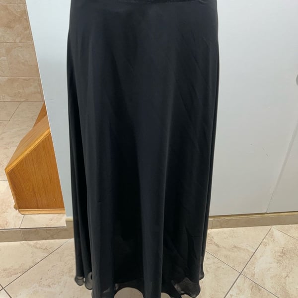 JS Boutique Maxi Skirt Size 10 Black Chiffon Long Formal