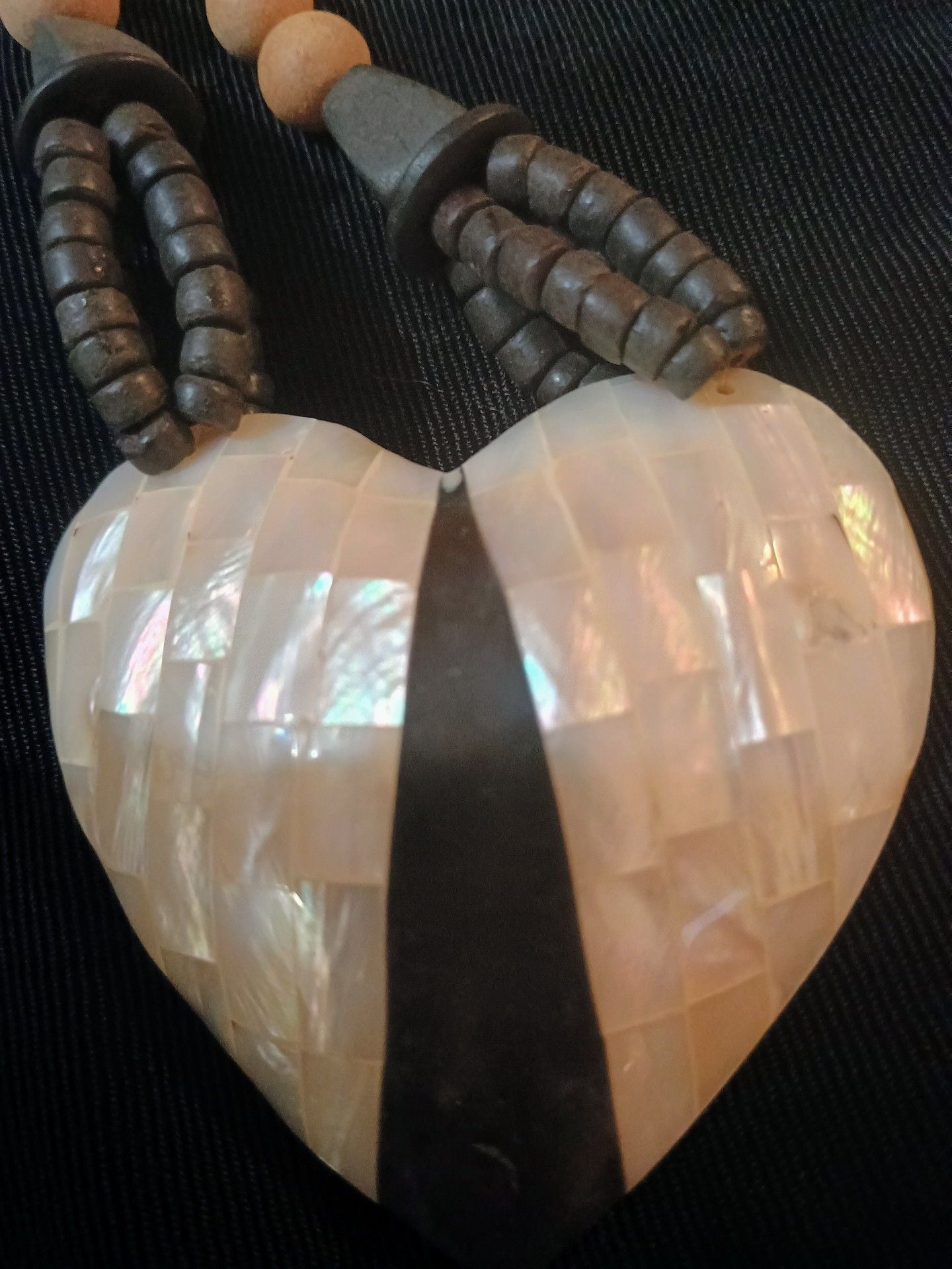 Vintage Mosaic Mother of Pearl Heart Pendant Wood Bead Statement Necklace 2