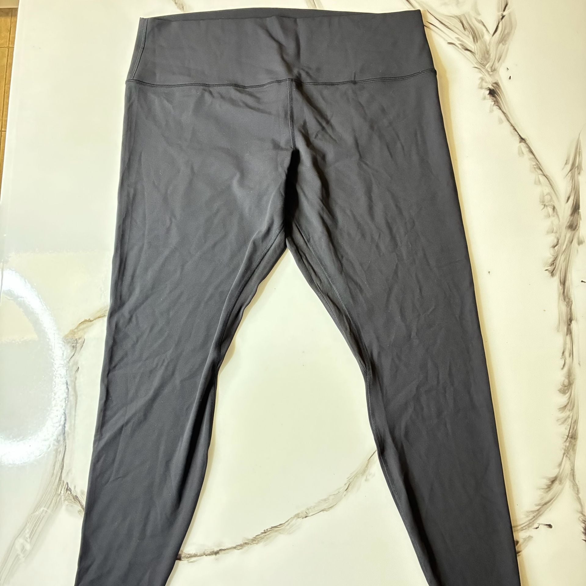 Lululemon Wunder Under High-Rise Tight 28” Full-On Luxtreme – Size 20 – NWOT 4