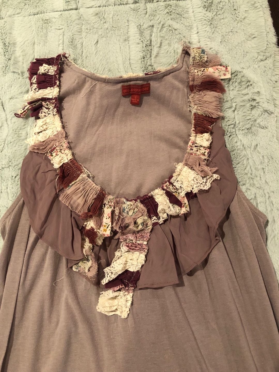 One September Tank Top Size S Mauve Patchwork Lace Ruffle Trim 3