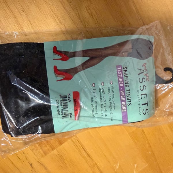 Assets by Sara Blakely Shaping Tights Wish Bone Size 1 Black New