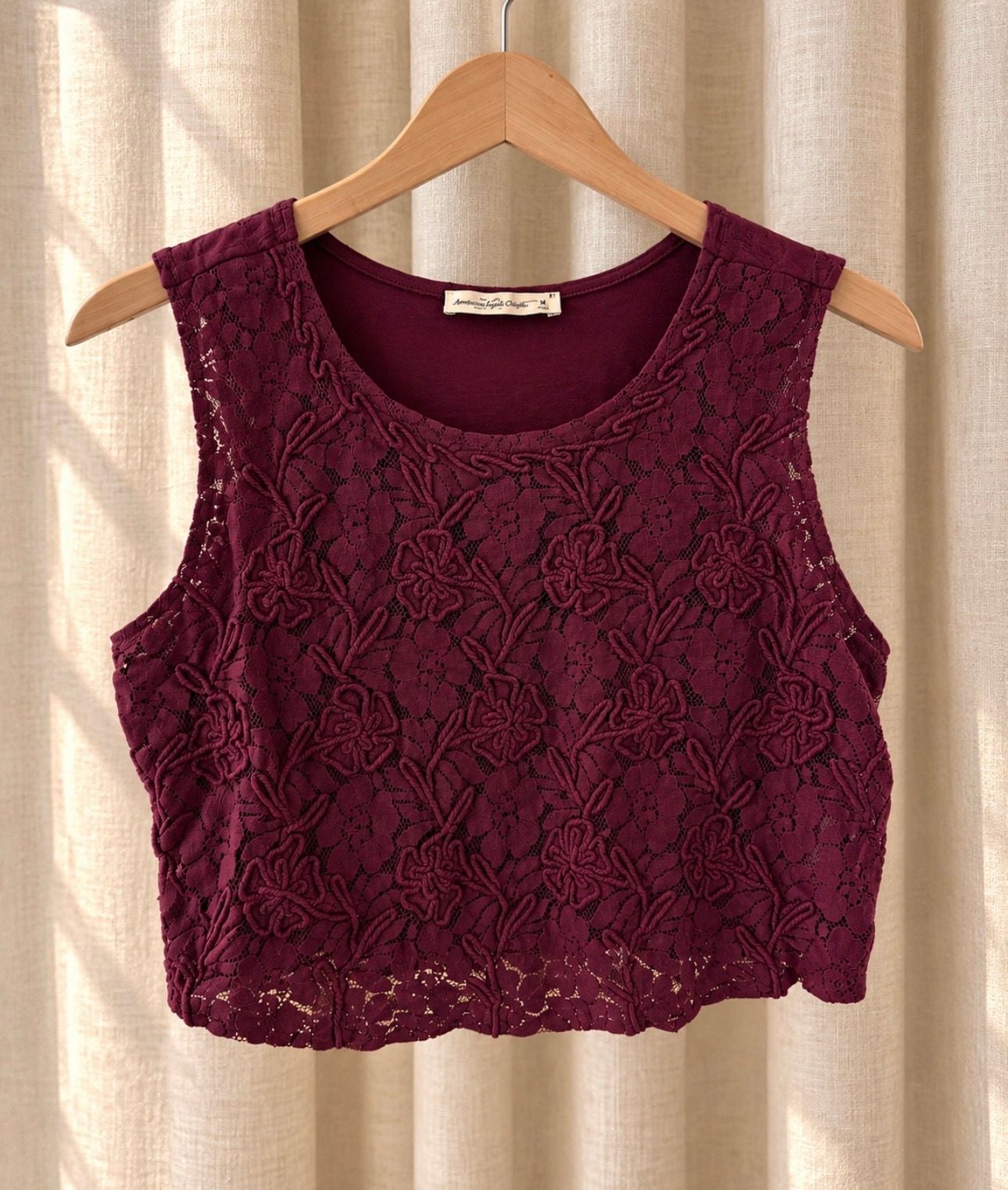 Abercrombie & Fitch Crop Tank Top Size M Maroon Floral Lace 2
