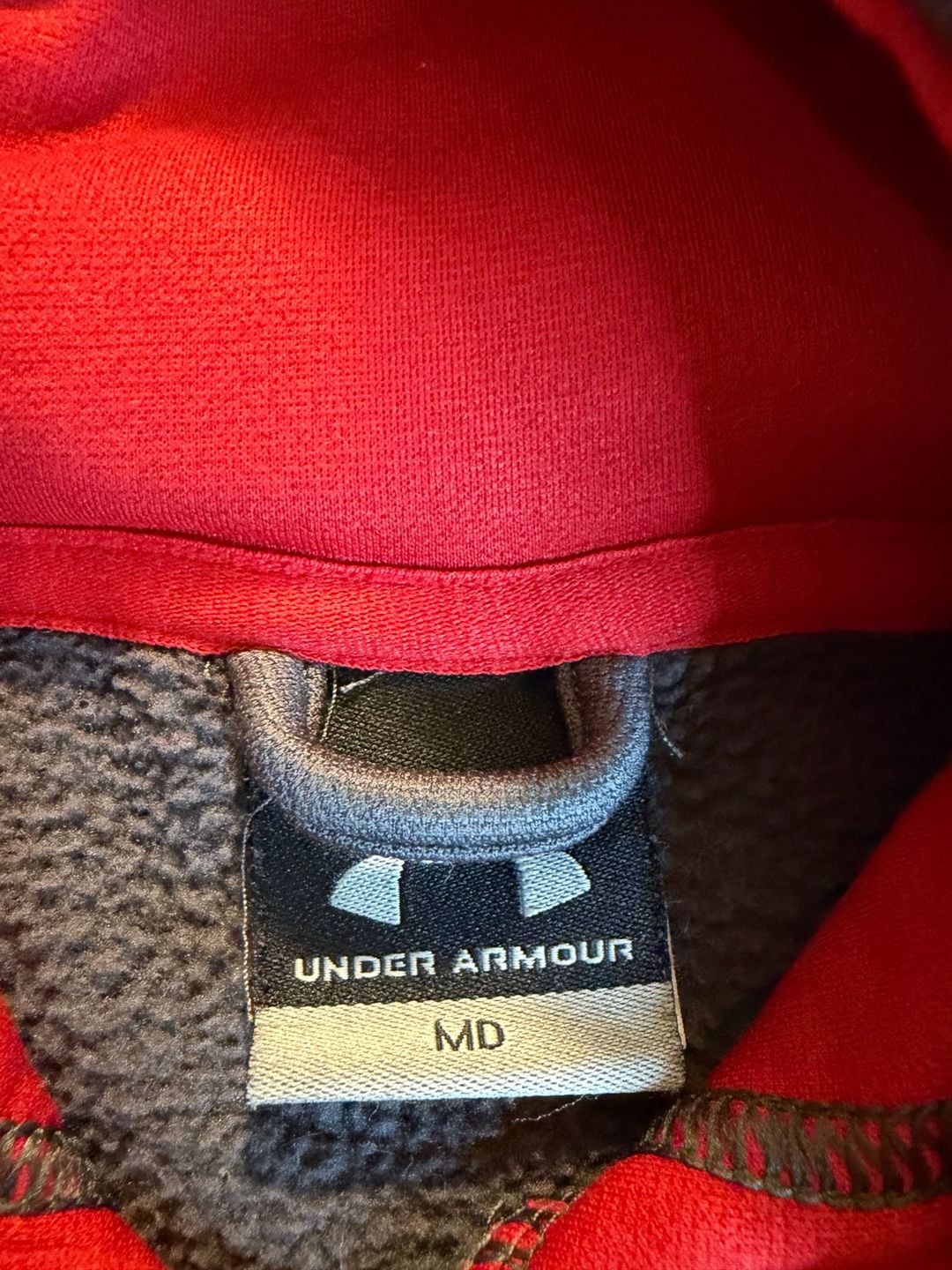 Under Armour Hoodie Size MD Gray Red UA Logo Pullover 3