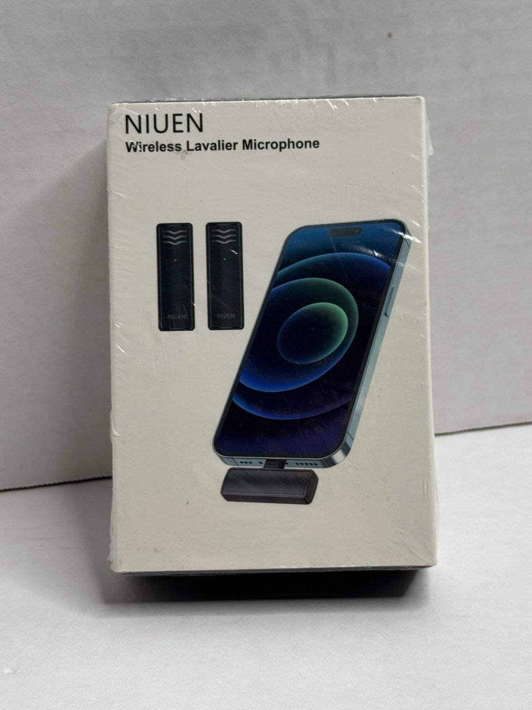 NIUEN Wireless Lavalier Microphone for iPhone 1