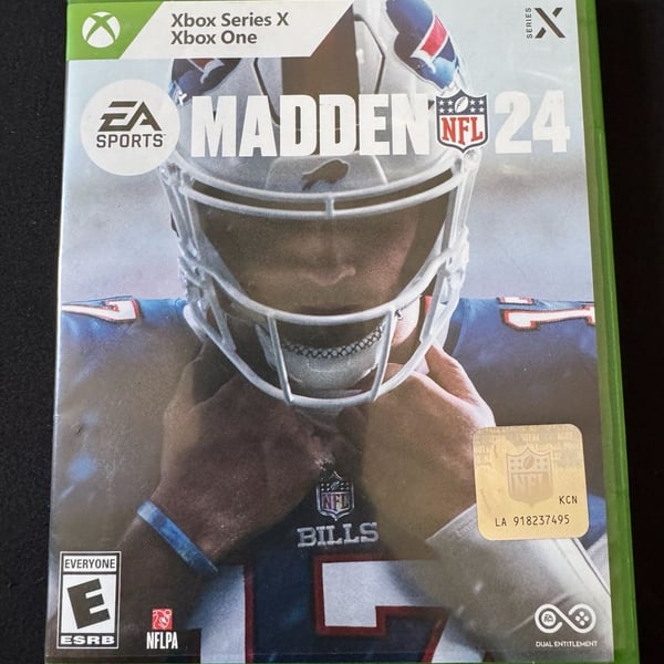 EA Sports Madden NFL 24 Xbox Series X / Xbox One Video Game