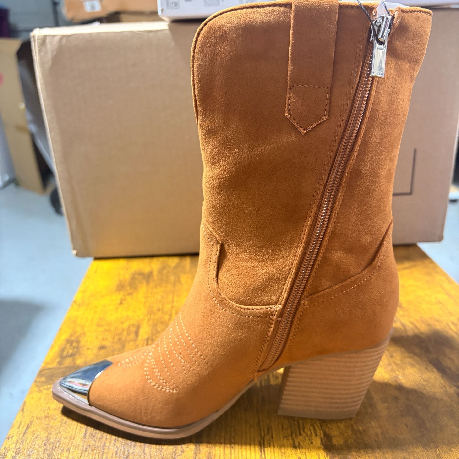 The Drop Women Sandra Heeled Cowboy Boot 5.5 2