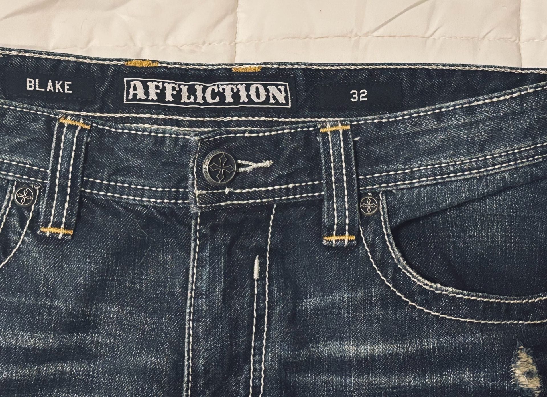 Affliction Blake Jeans Size 32 Distressed Denim Dark Wash 7