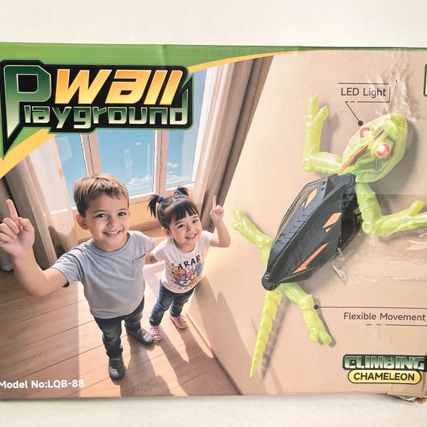 Wall Playground Climbing Chameleon LQB-88 RC Remote Control Toy