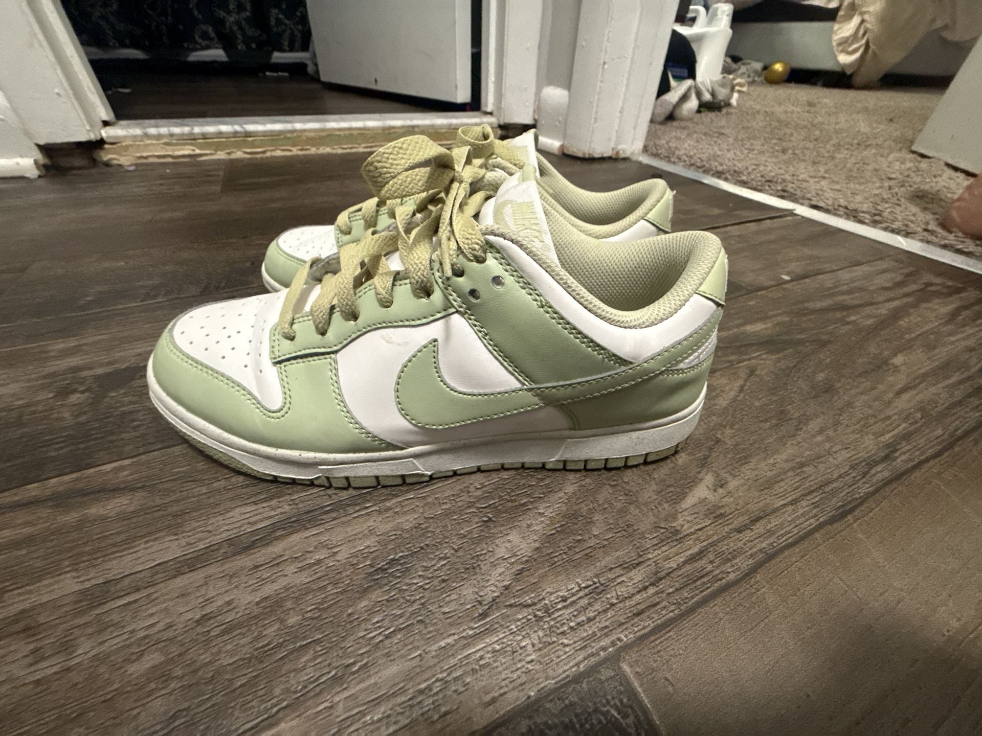 Nike Dunk Low Next Nature Olive Aura Size 8 Green White 4