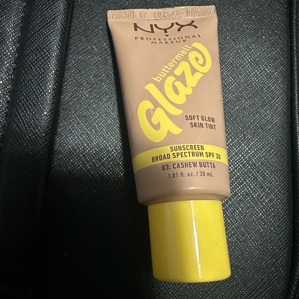 NYX Professional Makeup Buttermelt Glaze Skin Tint 1.01 fl. oz. Cashew Butta